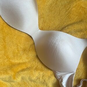 SKIMS Bra 38D